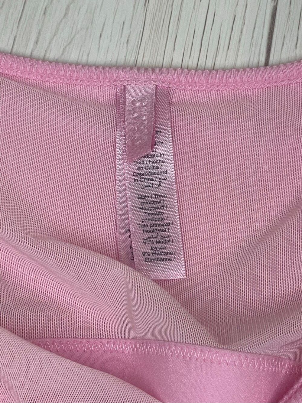 SKIMS Soft Lounge Scoop Bubblegum Pink Size Small - Picture 4 of 13
